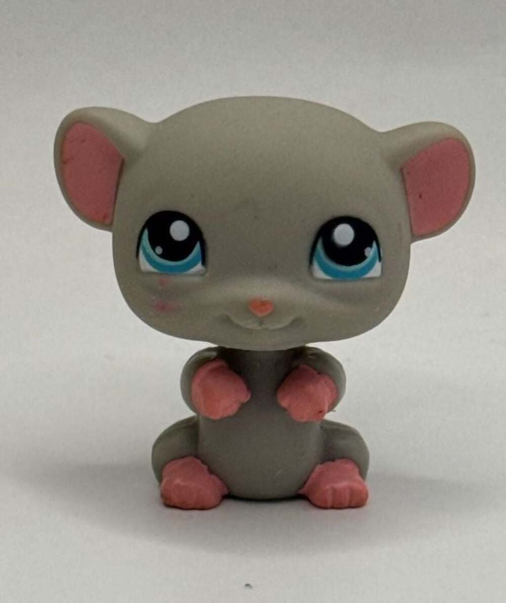 Littlest Pet Shop No. 80 Gray Mouse w/ Pink Ears & Blue Eyes Hasbro 2006